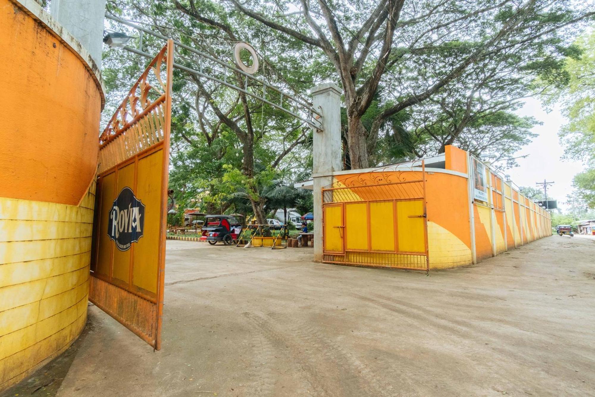 Hotel RedDoorz Premium @ Gabinete Road Palawan Puerto Princesa Exterior foto