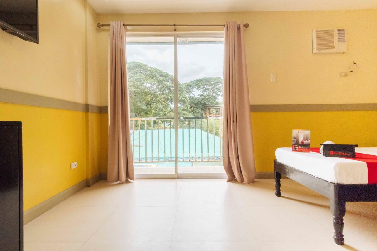 Hotel RedDoorz Premium @ Gabinete Road Palawan Puerto Princesa Exterior foto