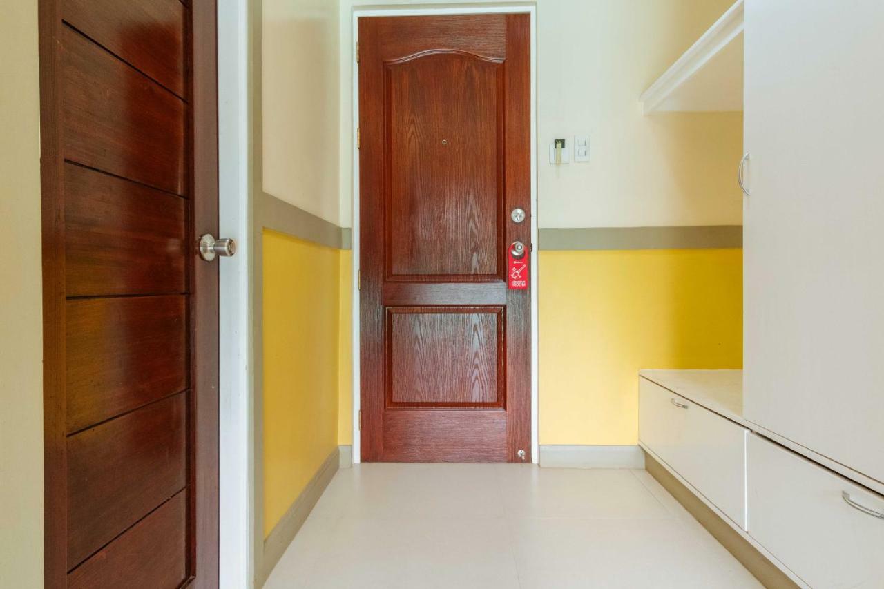 Hotel RedDoorz Premium @ Gabinete Road Palawan Puerto Princesa Exterior foto